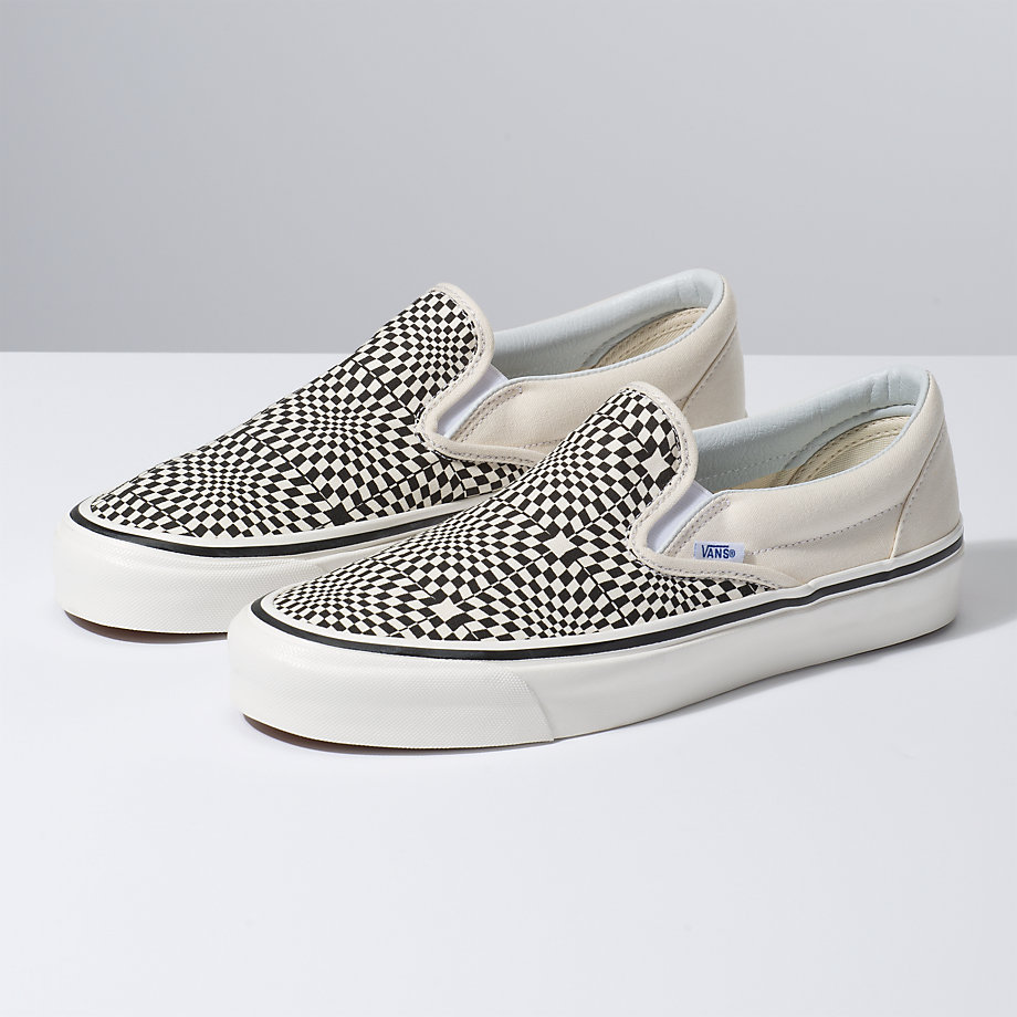 Vans Erkek Kaykay Ayakkabısı Anaheim Factory Slip-On 98 DX Siyah/Beyaz | 61035-418